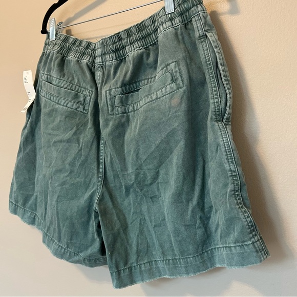 NWT Casual Green Drawstring Shorts - Picture 9 of 11